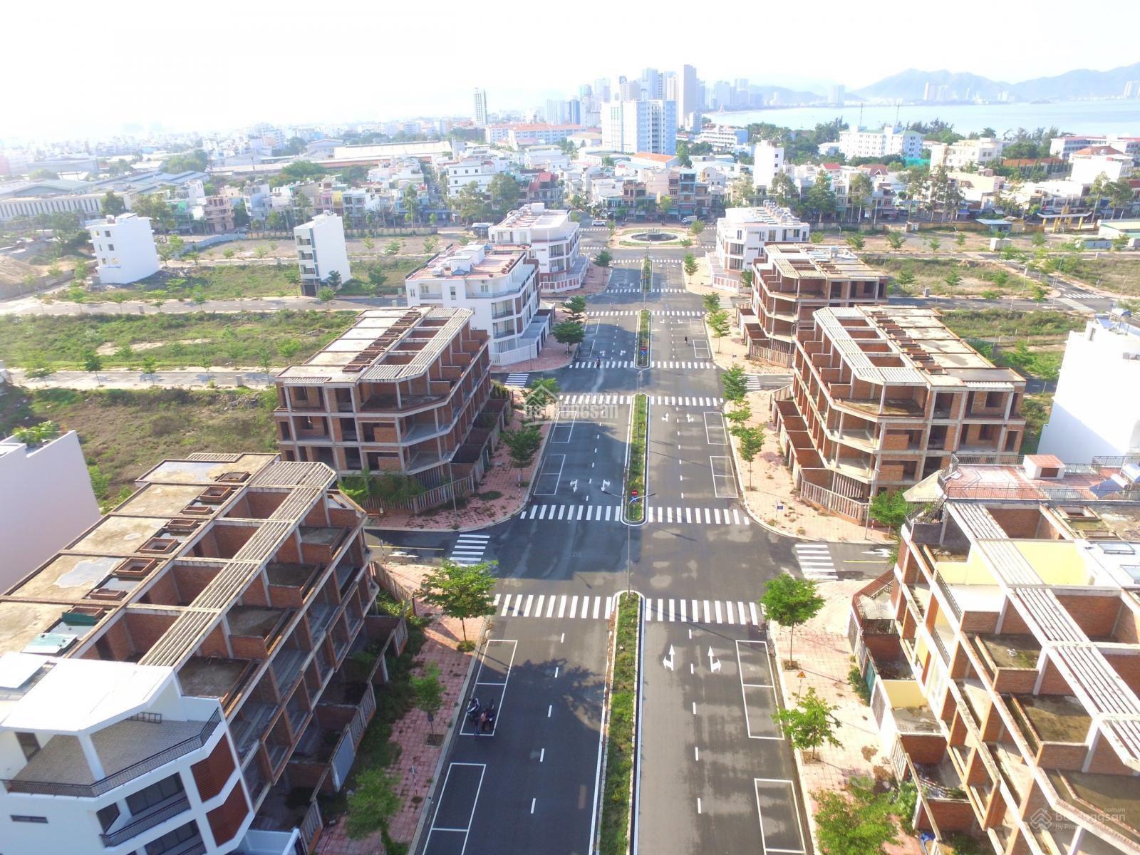 Cần bán lô đất biệt thự Mipeco.