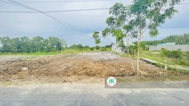 Phí gởi 2%. Đất đẹp mặt tiền đường Bà Kiểu, Cần Giuộc giá 3,6 tỷ