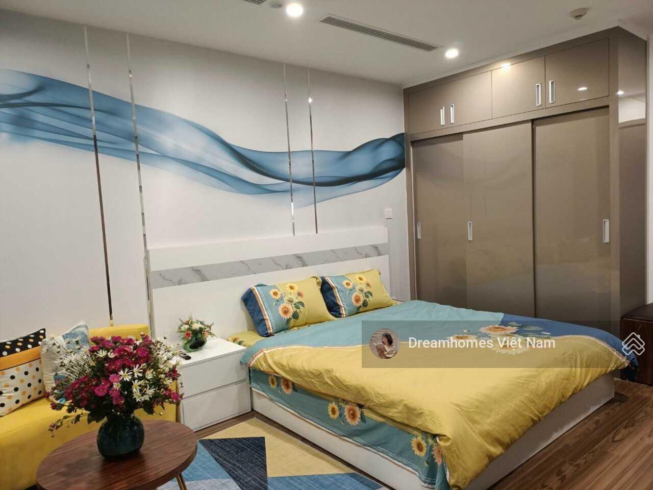 Cần cho thuê gấp căn hộ Studio C2 D'Capitale - đẹp - rẻ nhất hiện tại, LH 0976 466 ***