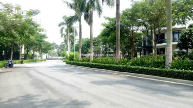 Cần bán biệt thự Lucasta Khang Điền full nội thất, giá tốt nhất dự án. LH: 0904 936 ***