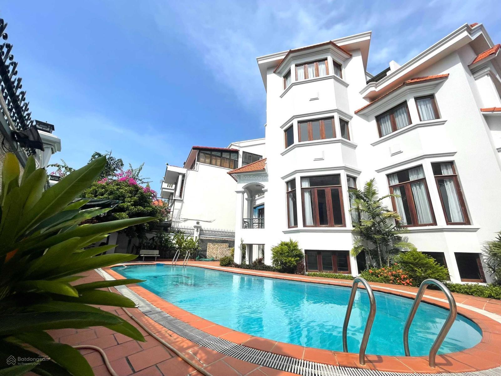 Villa Thảo Điền cho thuê phù hợp với gia đình có sẵn nội thất, hoặc làm VP hoặc trường học