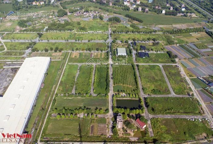 Cần bán 3 suất ngoại giao Diamond Park Mê Linh - Đường lớn, mặt tiền rộng 6m, giá 2tỷxx