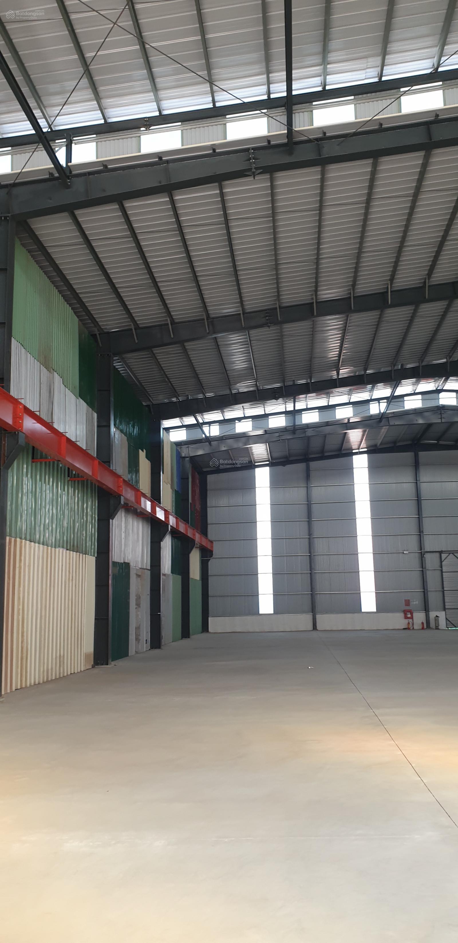 Cho thuê 1500m2, 2500m2, 4000m2, 7000m2, 10000m2, 13400m2 kho xưởng trong khu CN Điện Ngọc