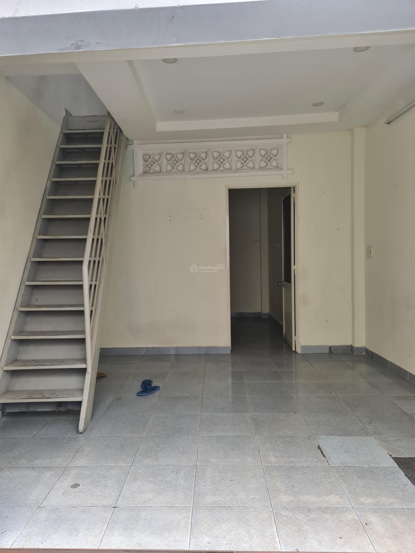 Chỉ 5tỷ2 có ngay nhà 2tầng 44m2 Nguyễn Văn Nguyễn P. Tân Định Quận 1 SHR khu dân cư hiện hữu gần MT