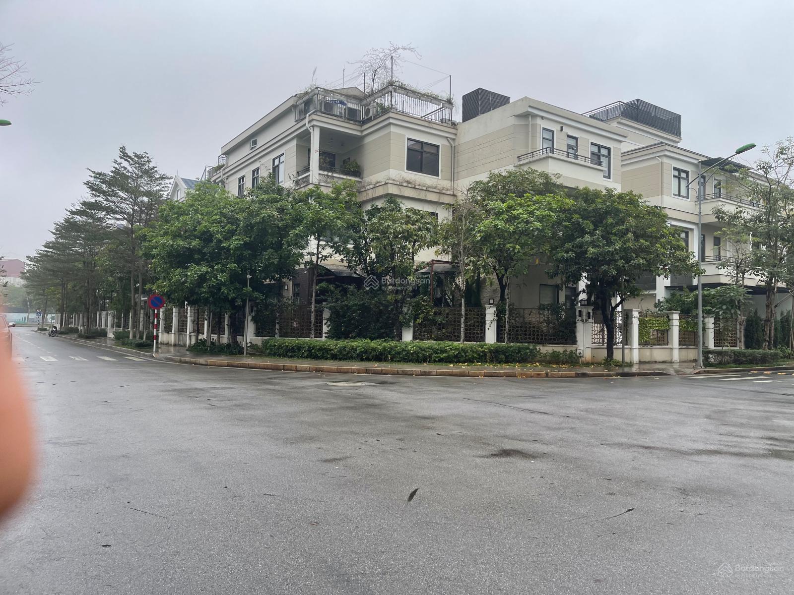 Tôi cần bán gấp! Căn góc biệt thự song lập Starlake, Tây Hồ Tây, hoàn thiện đẹp 18 tỷ bán 68 tỷ