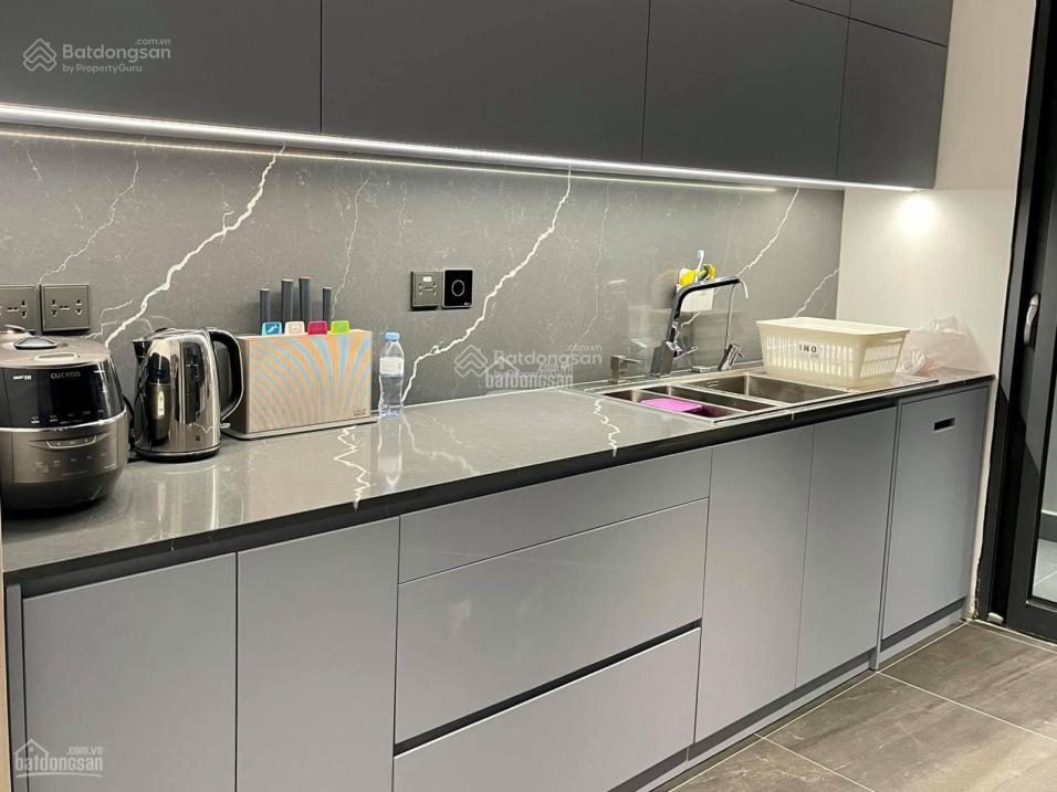 Chính chủ cần bán gấp chung cư Golden Palace, 3PN, 118m2, giá: 60tr/m2, LH: 0976 647 *** Chính chủ cần bán gấp chung cư Golden Palace, 3PN, 118m2, giá: 60tr/m2, LH: 0976 647 ***