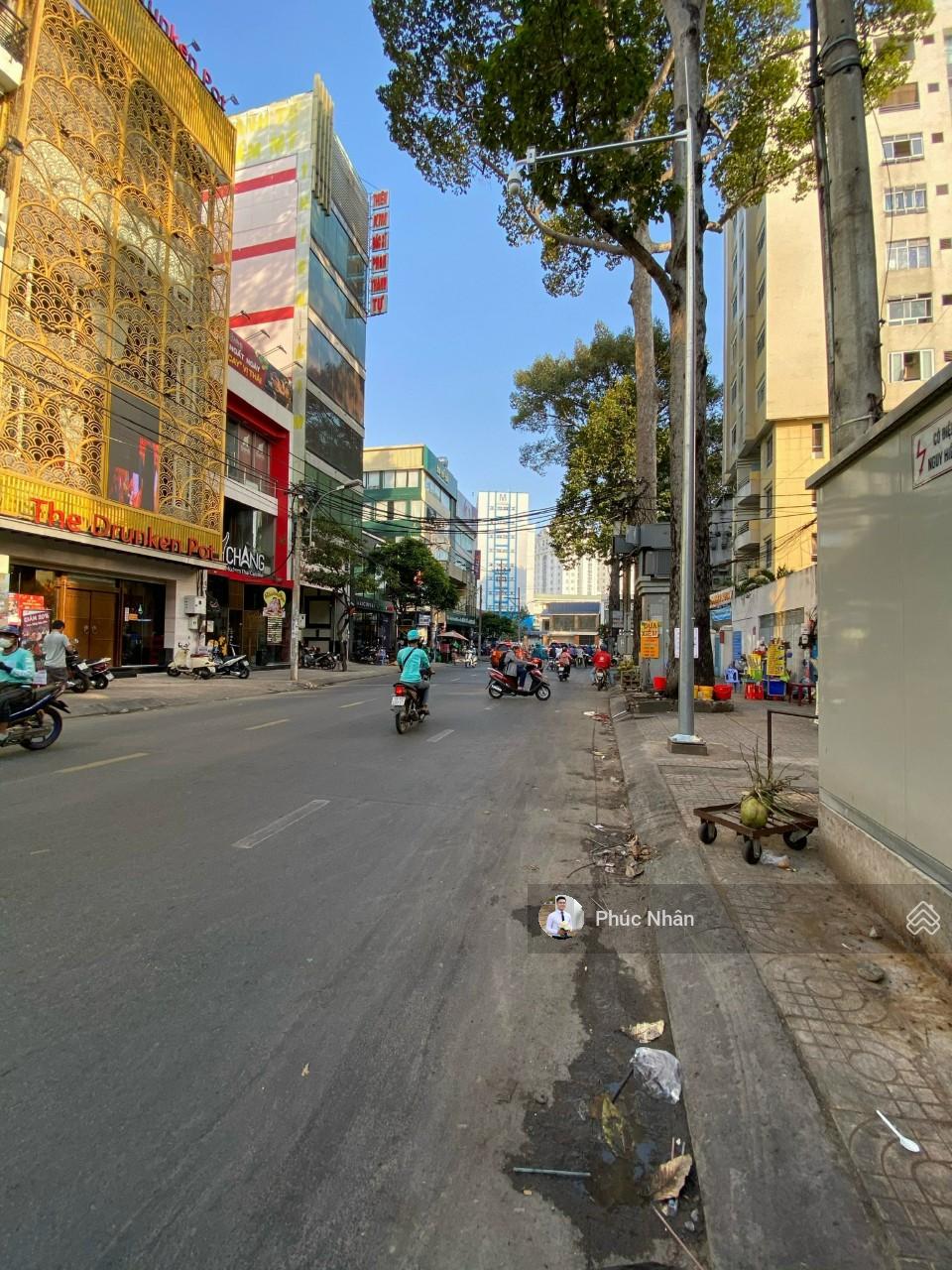 Rẻ nhất Bình Thạnh! Nhà mặt tiền Hoàng Hoa Thám ngang 22 x 38m, CT xây dựng: Hầm 8 tầng chỉ 125 tỷ