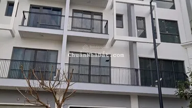 Cho thuê nhà tại The Manor Nguyễn Xiển 75m2 x 5 tầng, giá chỉ 30 triệu/th