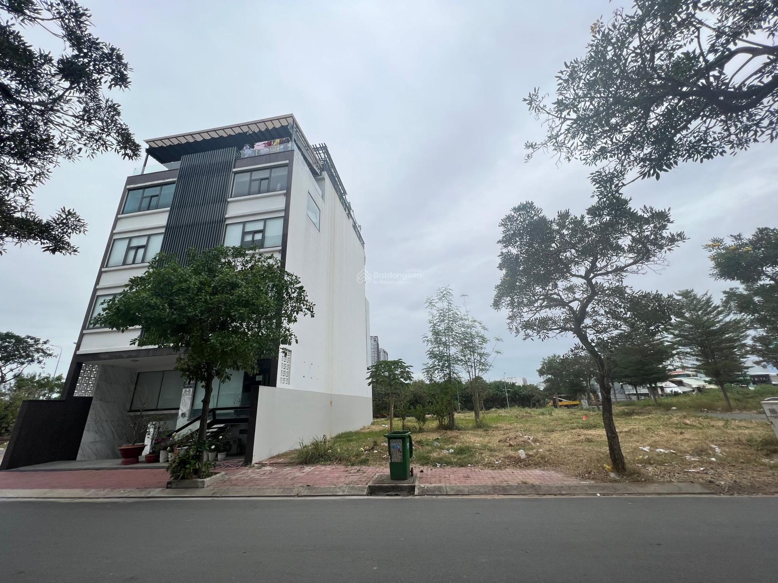 Bán 3 lô đất nền giá tốt KDC Kim Sơn Q7 DT 5x20m, 10x20m, XD tự do, LK HimLam, giá 130tr/m2