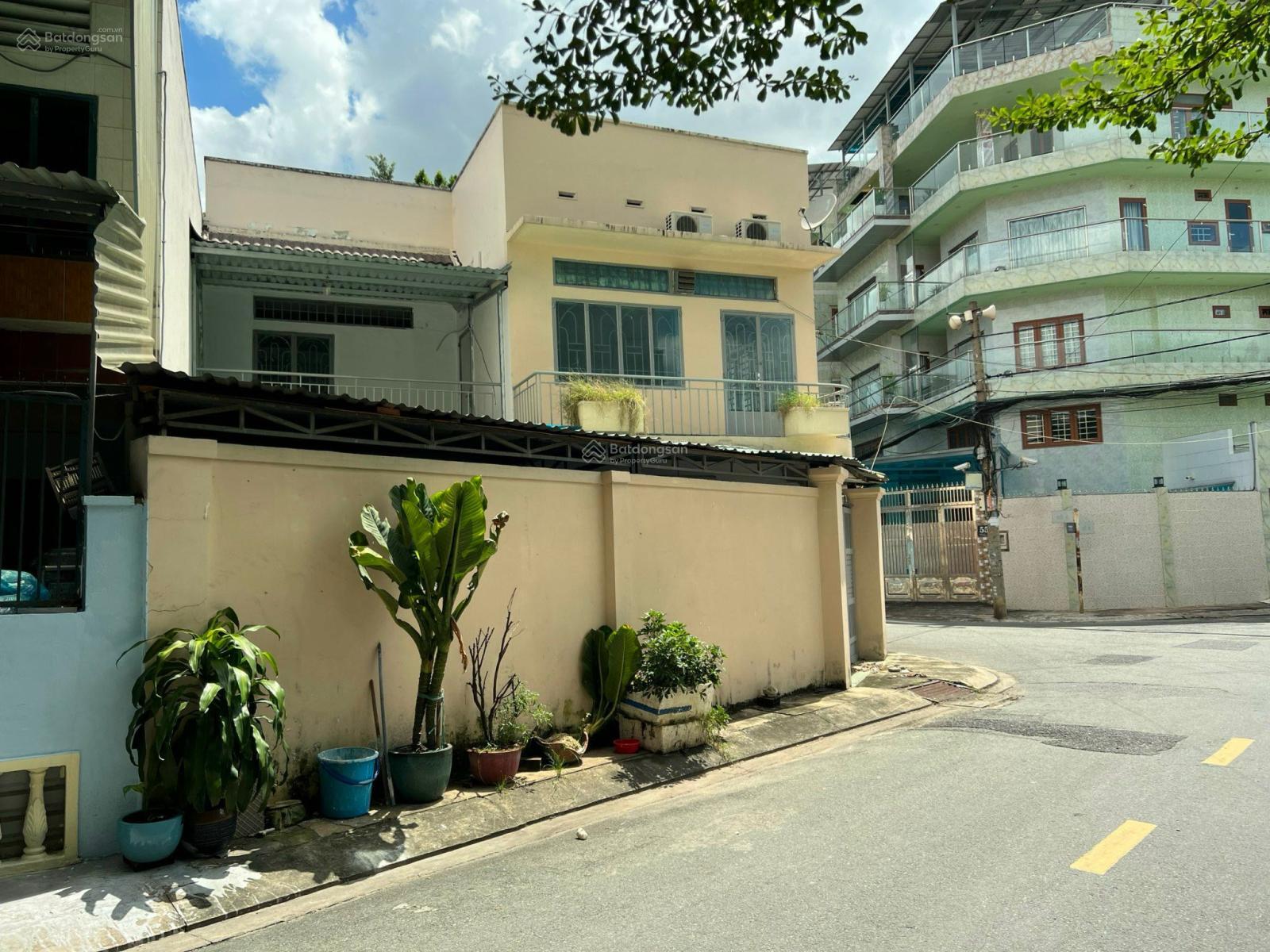 Bán nhà góc 2 mặt tiền, phường An Phú cách ga Metro 20m