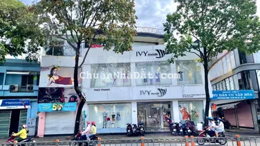 Cho thuê góc 2 mặt tiền số 50 - 52 Quang Trung, Quận Gò Vấp, DT: 12x21m, 1 trệt 2 lầu, DTSD: 760m2