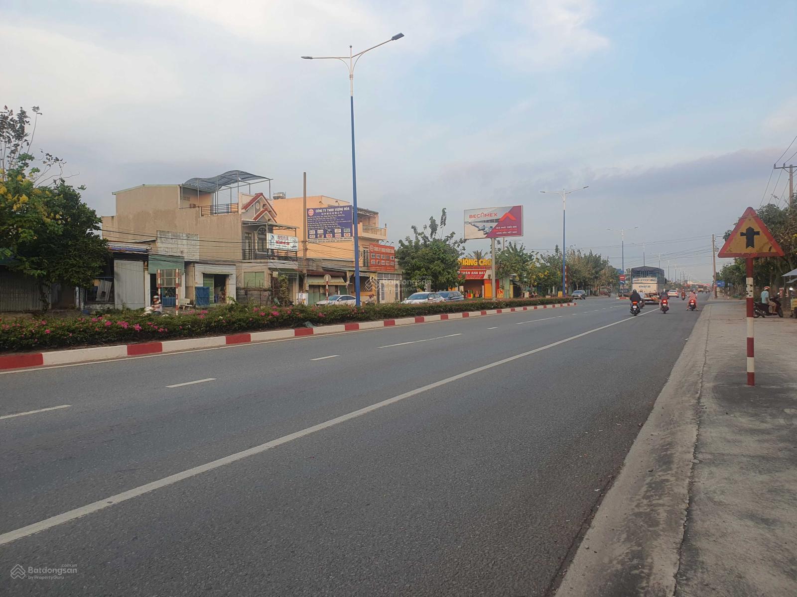 Mặt tiền Nguyễn Văn Linh, Phú Tân. 7,5x20, giá ngộp chỉ 34,5tr/m. Giá thị trường đang bán 40tr/m2