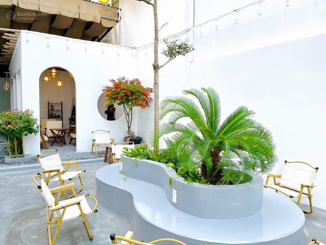 Cho thuê biệt thự sân vườn đường Phạm Ngọc Thạch, P. Võ Thị Sáu, Q. 3, TPHCM Cho thuê biệt thự sân vườn đường Phạm Ngọc Thạch, P. Võ Thị Sáu, Q. 3, TPHCM