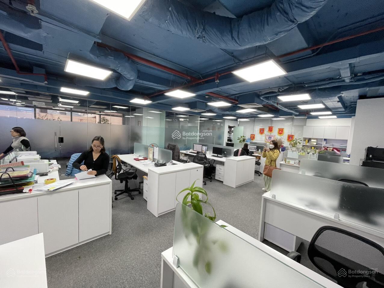 BQL cho thuê VP CornerStone Phan Chu Trinh, Hoàn Kiếm DT 50 100250 300 ***m2 giá 160nghìn/m2/tháng
