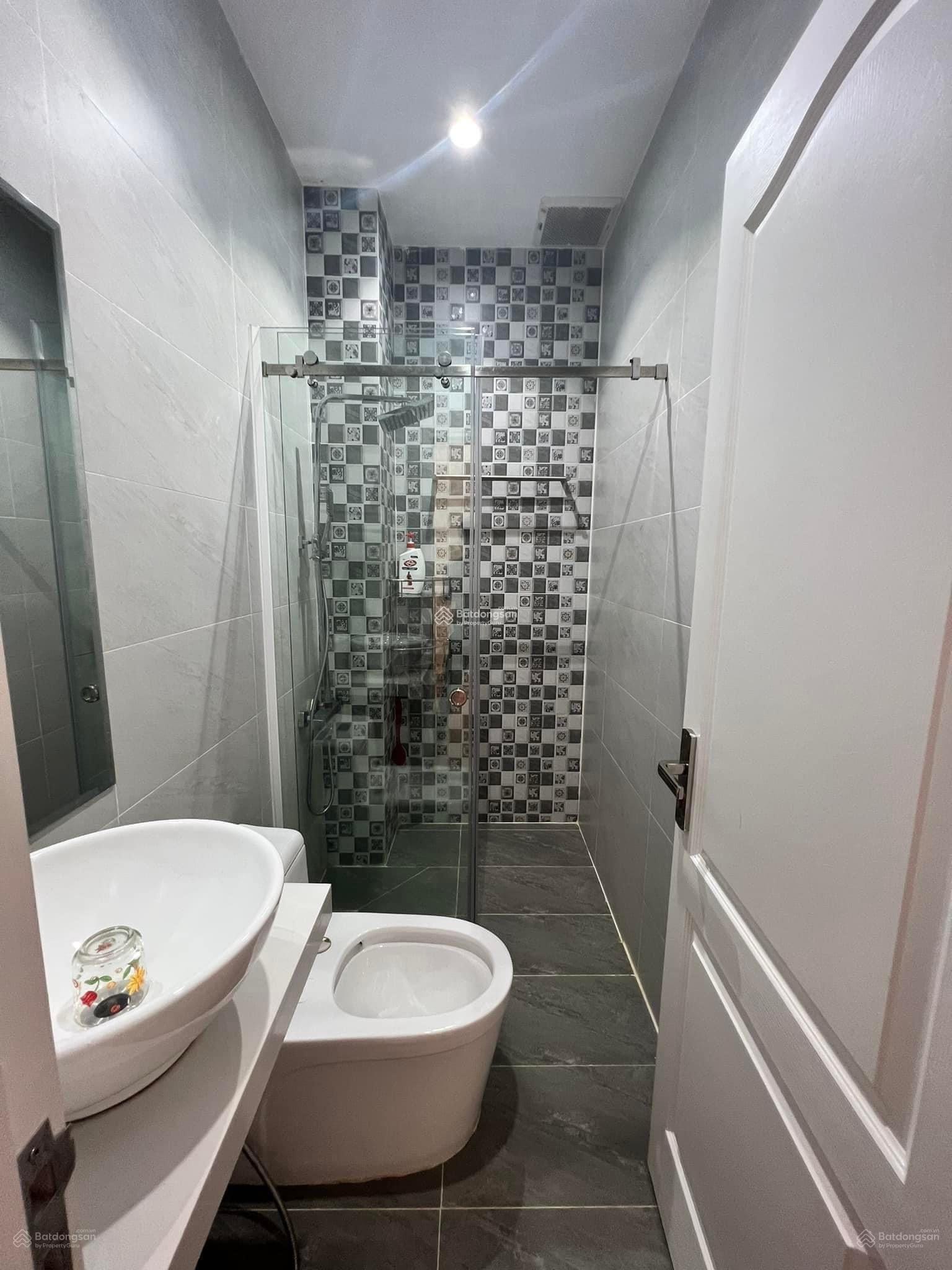 Định cư Mỹ bán nhanh 1 căn full nội thất cao cấp - đã có sổ