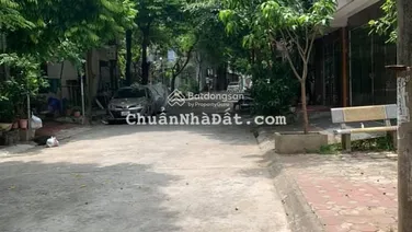 Bán gấp đất dịch vụ khu D Yên Nghĩa, gần công viên khu công nghiệp giá 10,5 tỷ