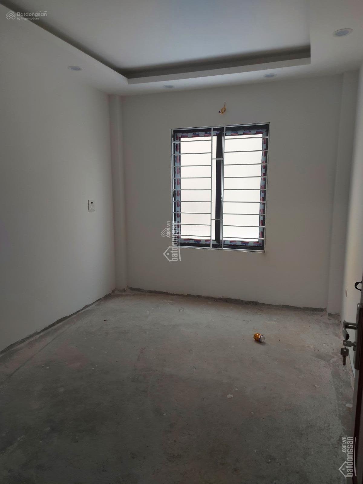Bán nhà Tam Hiệp, TỰU LIỆT DT 35m2 x 5.5 tầng hướng Tây Nam, giá 4.49 tỷ, LH 0985 636 ***
