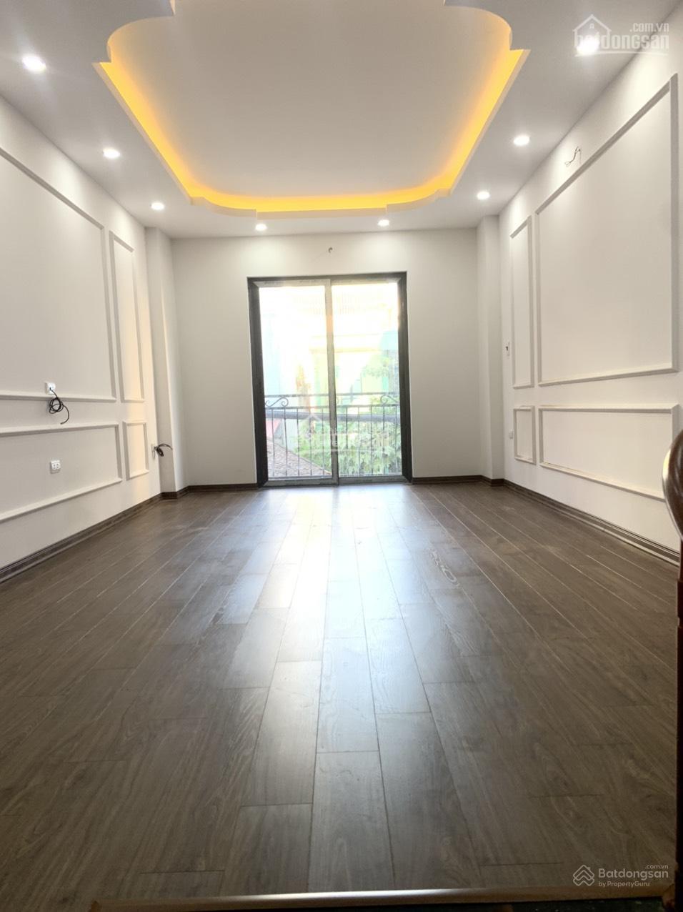 Siêu rẻ chính chủ bán nhà Huỳnh Cung, Tam Hiệp, Thanh Trì 32m2 x 5T, giá 4.5tỷ, LH 0985 636 ***