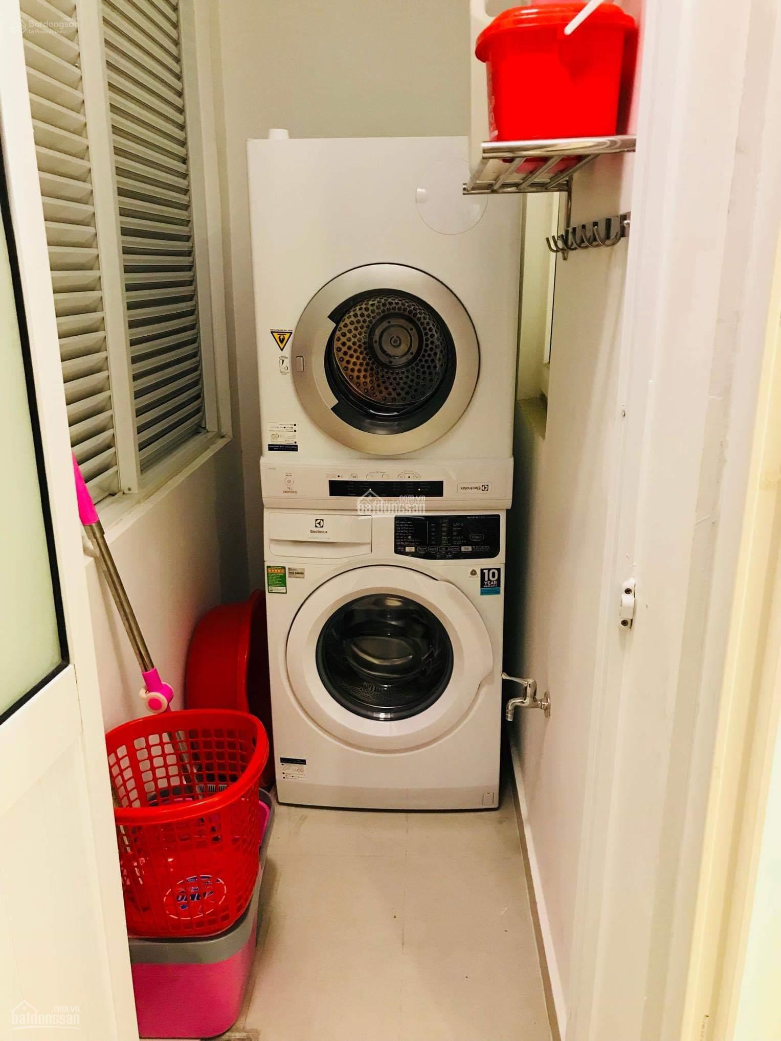 CH Florita Q7, 2PN + 2WC 69m2 giá 4 tỷ. 2PN 2WC 76m2 giá 4,4 tỷ. Bao thuế phí. LH 0931 003 ***