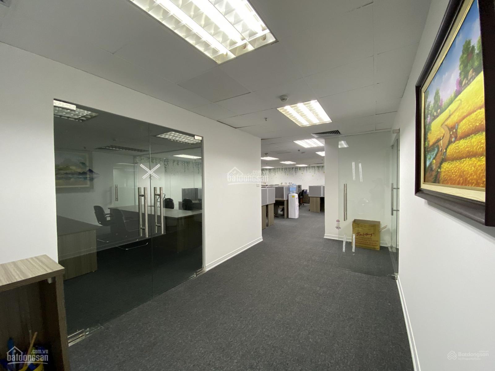 Cho thuê VP tại phố Hoàng Cầu, Đống Đa, Hà Nội. DT từ 50m2 đến 700m2 giá tốt