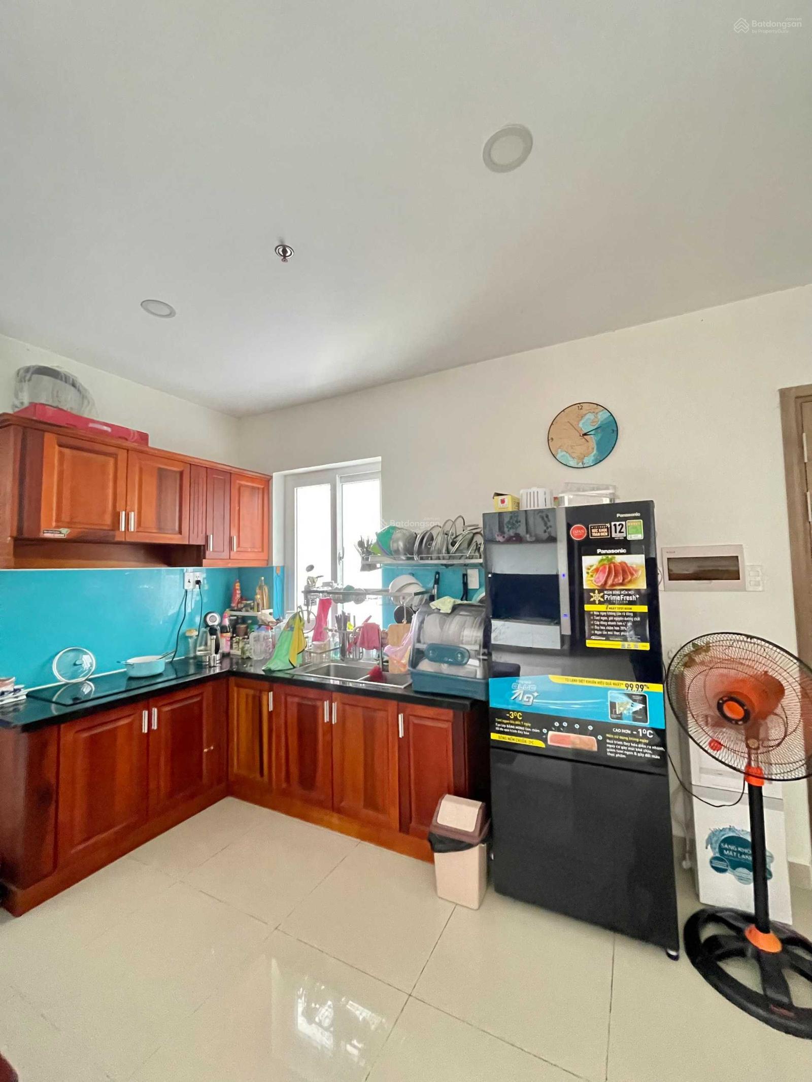 Bán căn góc 2 view thoáng mát 72m2 - đã có sổ - giá 2.450 tỷ - tặng nội thất. Bán căn góc 2 view thoáng mát 72m2 - đã có sổ - giá 2.450 tỷ - tặng nội thất.