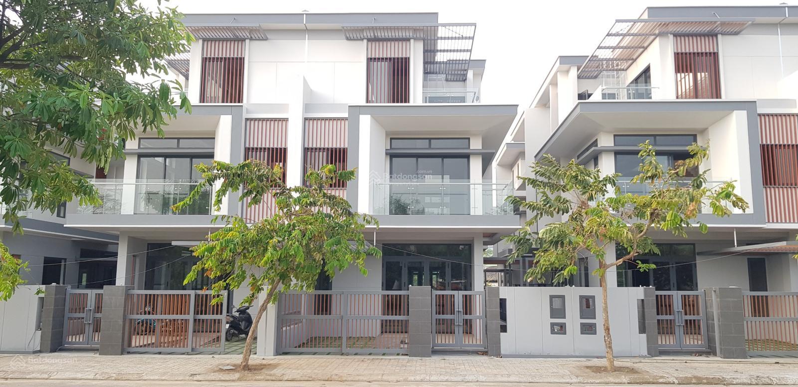 Rổ hàng ĐTL 5x20m 7.6tỷ - 8x20m 10.2tỷ - 10x20m 18 tỷ - 250m2 19.8 tỷ - 425m2 31tỷ 0909 483 ***