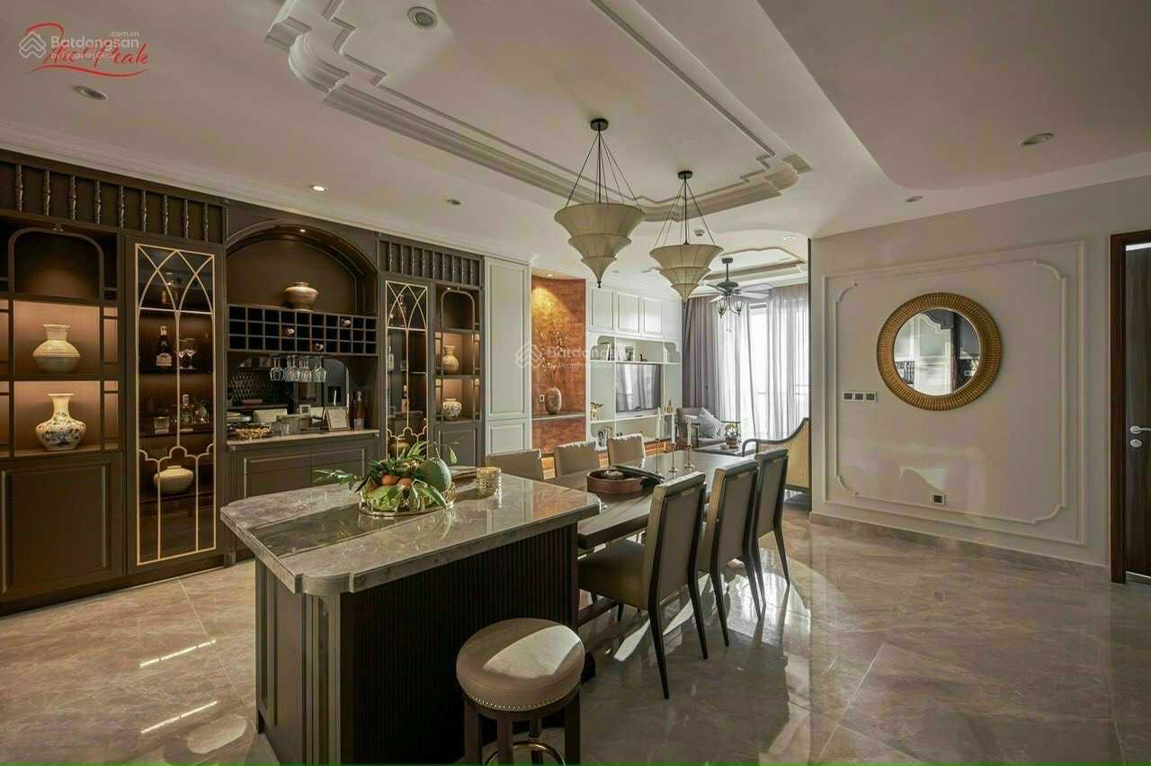 Gia đình tôi đi định cư cần bán lại căn hộ dự án Midtown Phú Mỹ Hưng - Sakura 130m2 3PN giá 14.5 tỷ