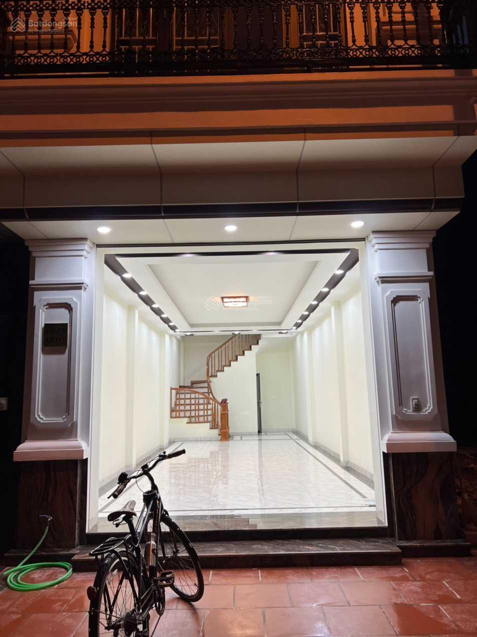 Bán nhà 5 tầng mới diện tích 50m2, MT 5m, đường 13m tại KDT An Hưng, cách đường Tố Hữu 100m