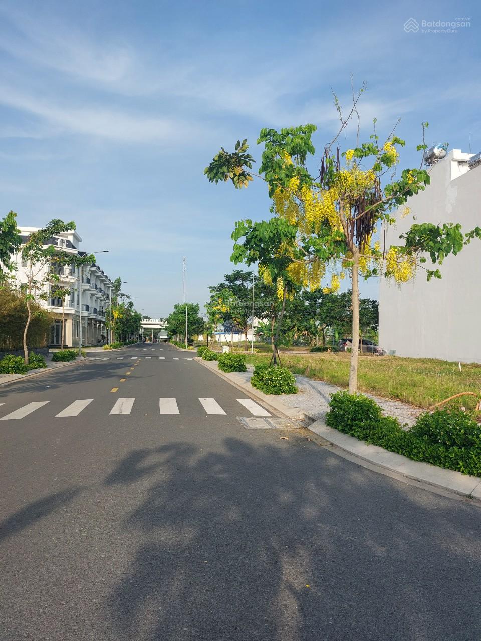 Tôi chính chủ kẹt tiền cần bán gấp 60m2, 1tỷ250, SHR, giá thấp nhất thị trường 0901 762 ***