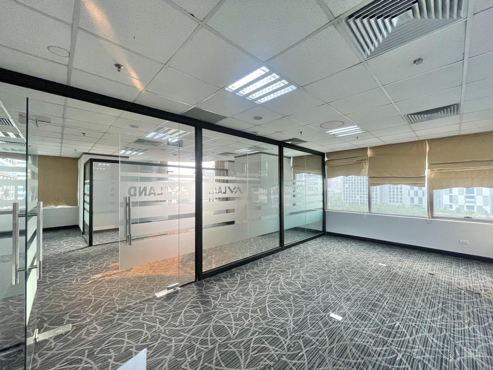 Cho thuê văn phòng phố Trần Quốc Toản, Hoàn Kiếm, Hà Nội 46m2 - 80m2 - 100m2 - 135m2 - 290m2