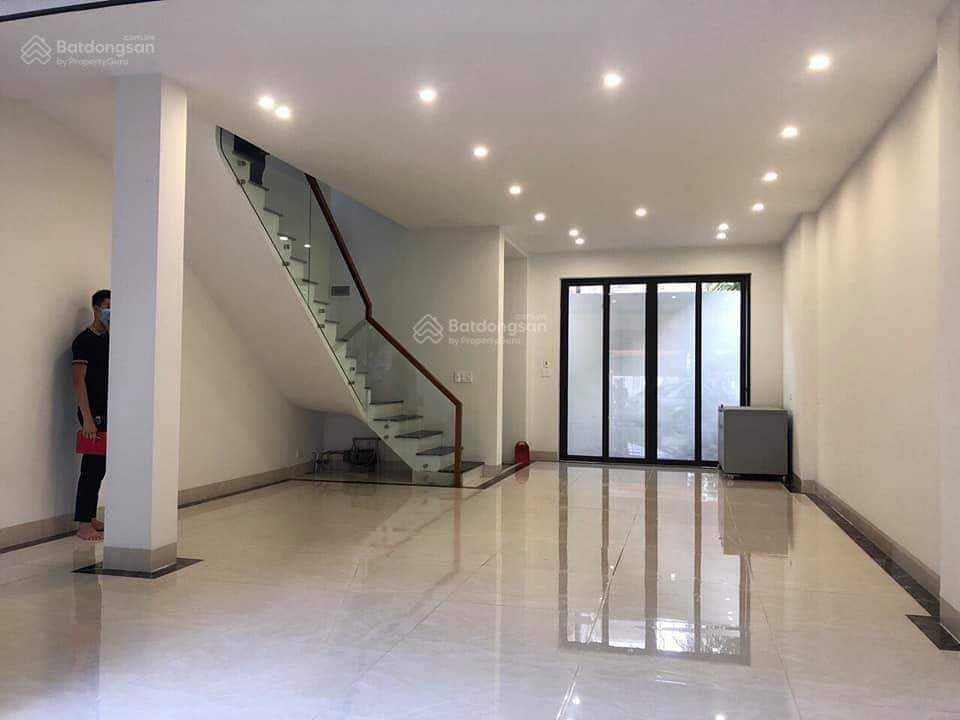 Cho thuê nhà Nguyễn Xiển 55 x 8 tầng, mt 5m, thông sàn, có thang máy, oto tránh, 35 triệu/tháng Cho thuê nhà Nguyễn Xiển 55 x 8 tầng, mt 5m, thông sàn, có thang máy, oto tránh, 35 triệu/tháng