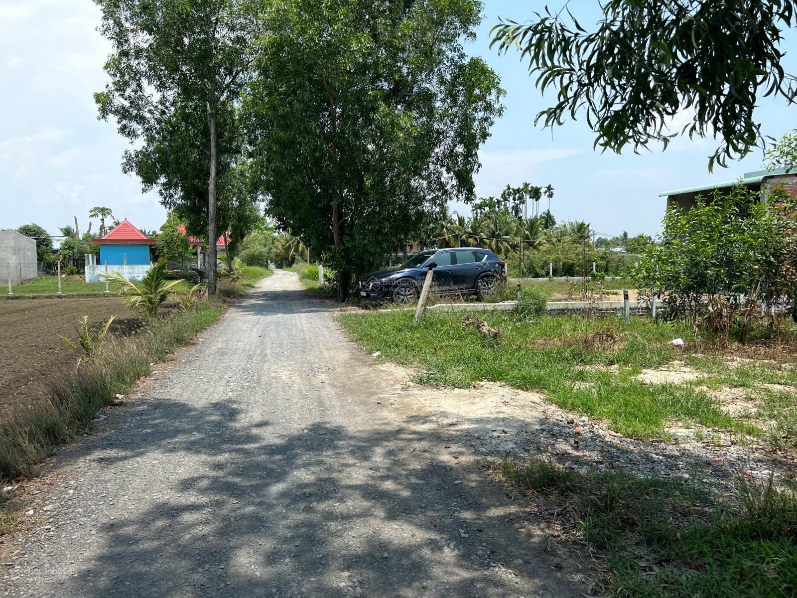 Bán đất cách thị trấn Đức Hoà 2km 10m x 50m giá 3.7tỷ