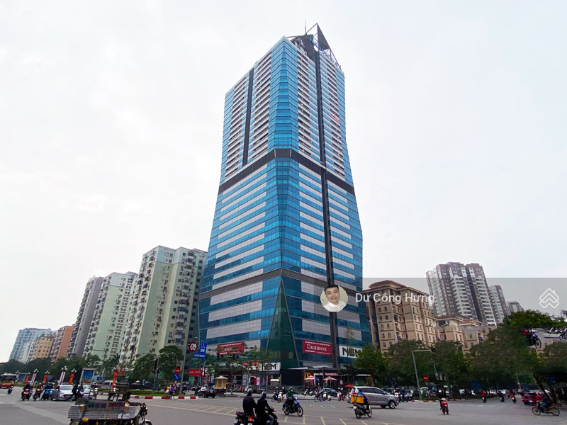 BQL cho thuê văn phòng 224m2 sẵn nội thất tại tòa Diamond Flower-48 Lê Văn Lương giá 200k/m2