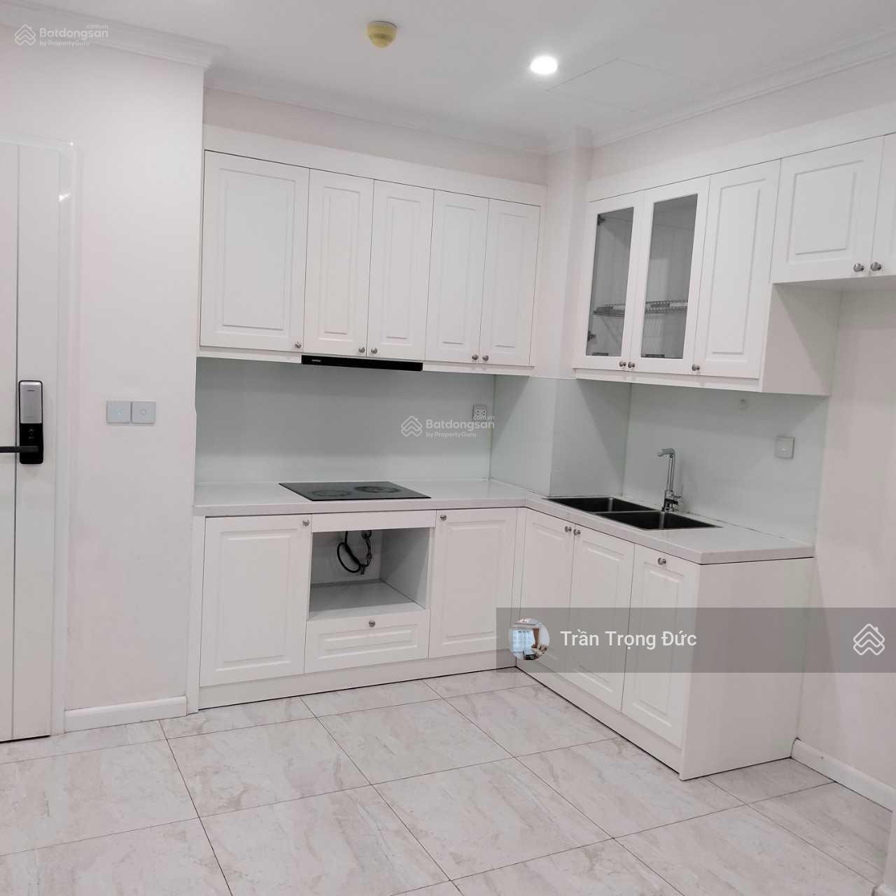 Tôi cần bán CHCC Lạc Hồng, Tây Hồ, 80m, 2PN, giá 6.9 tỷ. LH A. Hải: 0981 545 *** Tôi cần bán CHCC Lạc Hồng, Tây Hồ, 80m, 2PN, giá 6.9 tỷ. LH A. Hải: 0981 545 ***