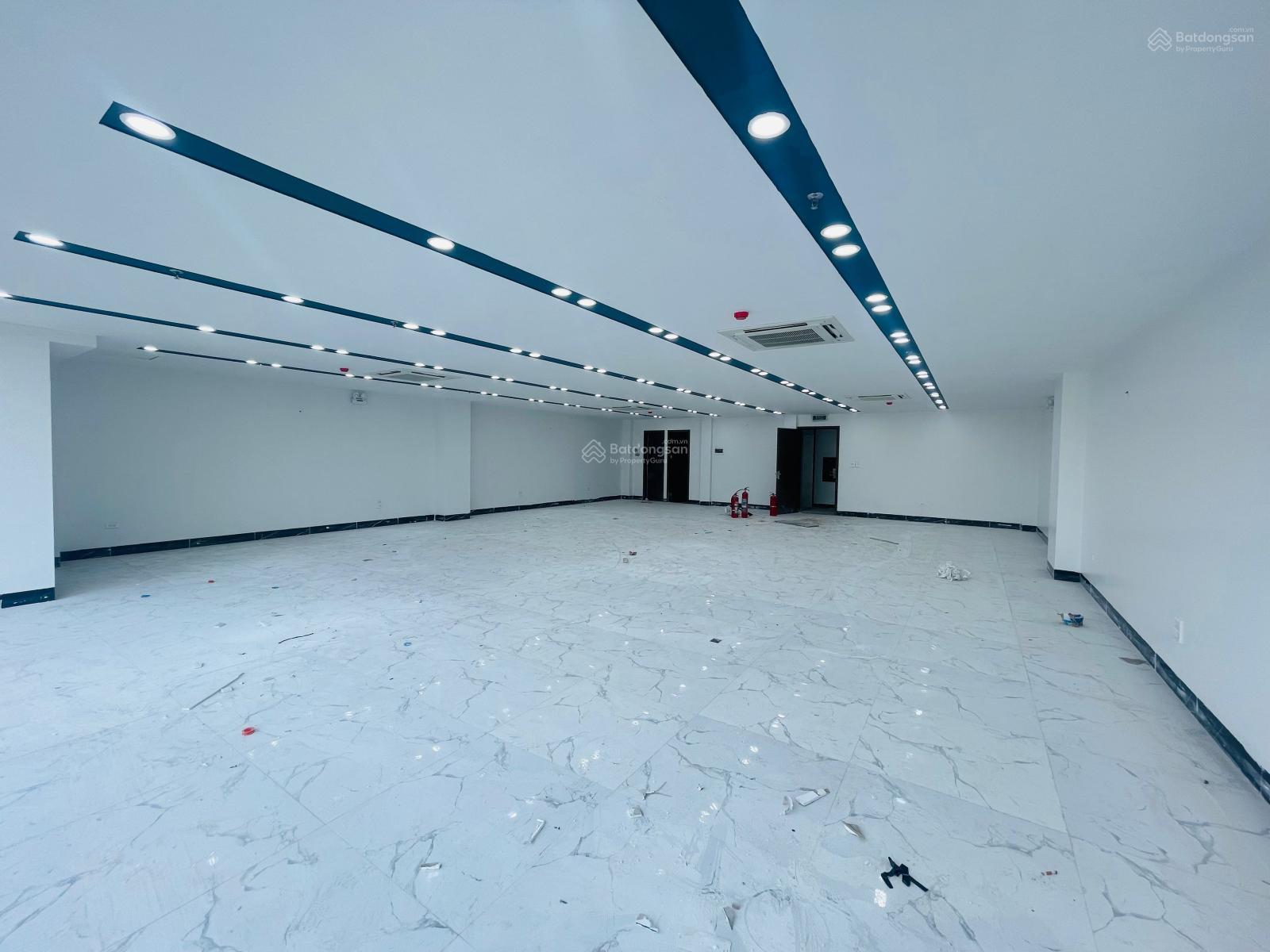 Cho thuê tòa nhà cực đẹp mới tinh mặt phố Khuất Duy Tiến: 135m2, 1 hầm, 8 nổi Cho thuê tòa nhà cực đẹp mới tinh mặt phố Khuất Duy Tiến: 135m2, 1 hầm, 8 nổi