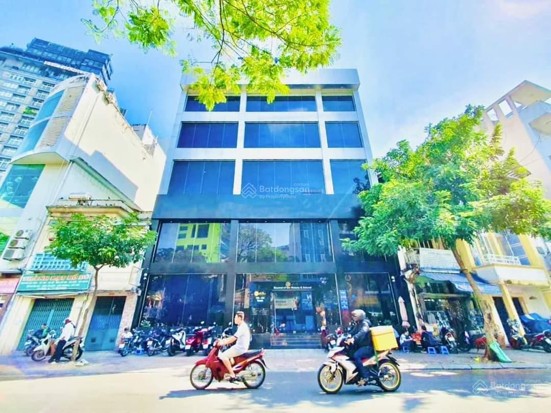 GÓC 2 MẶT TIỀN, NGANG 16M - SỬ DỤNG HƠN 1.500M2 - CHO THUÊ NHÀ 133 YERSIN, QUẬN 1.!!