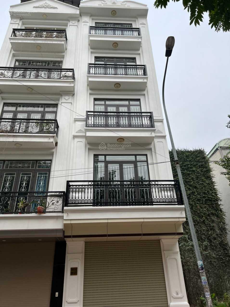 Căn nhà ấm cúng 50m2, 5 tầng tại KĐT Văn Khê, cách Tố Hữu 50m. Đường lớn, hợp văn phòng, kinh doanh