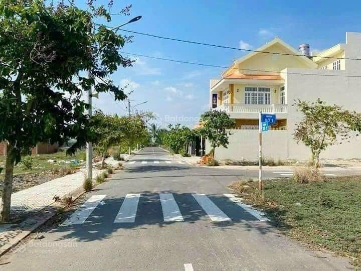 Tôi chính chủ cần bán gấp lô đất 80m2 KDC An Nhiên, 900 triệu, SHR mua cc liền, LH 0901 762 ***