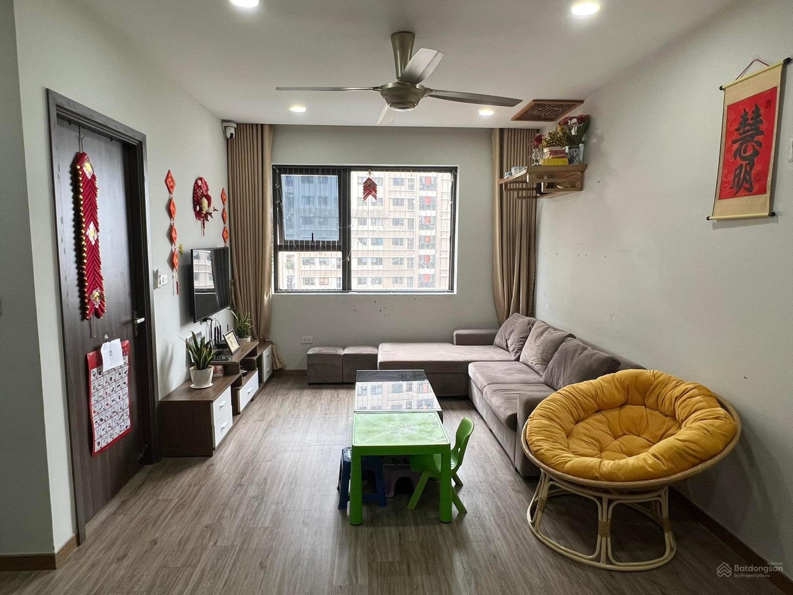 Sang nhượng căn hộ 85m2, 3 ngủ, CT5 Văn Khê, giá 5,55tỷ