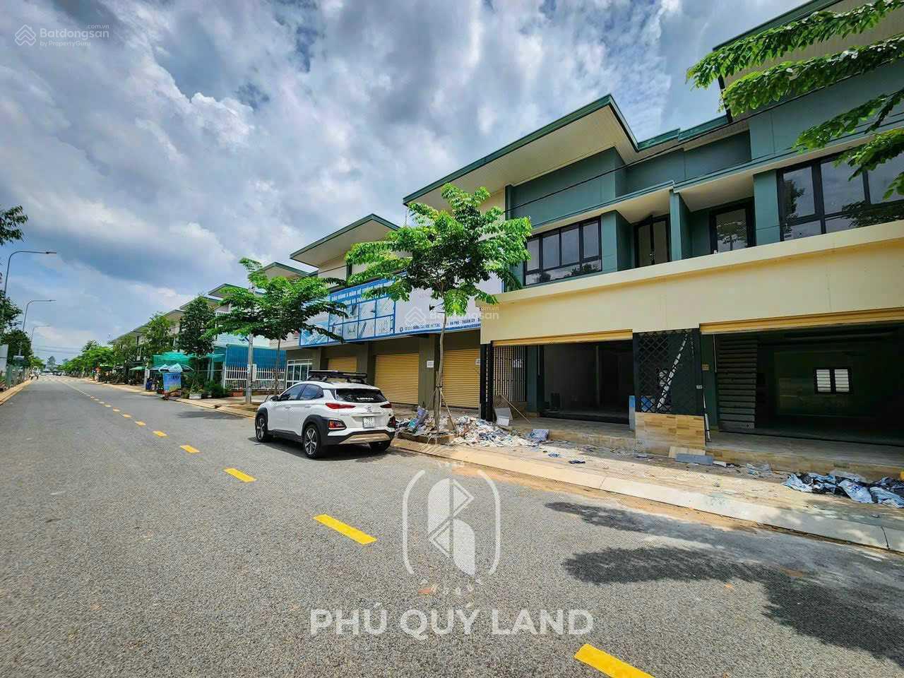 Căn nhà 2 tầng mặt tiền kinh doanh chợ KCN Mỹ Phước 1 - BD, giá rẻ 1,845 tỷ