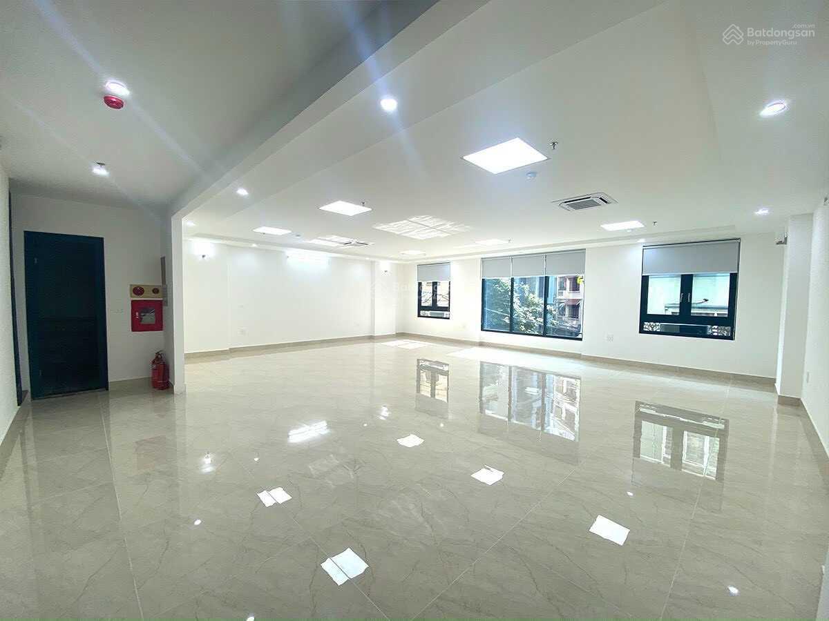 Cho thuê nhà khu đô thị Trung Yên 11, Trung Hòa, 150m2 * 5 tầng 56 triệu làm du học nhà lắp kính