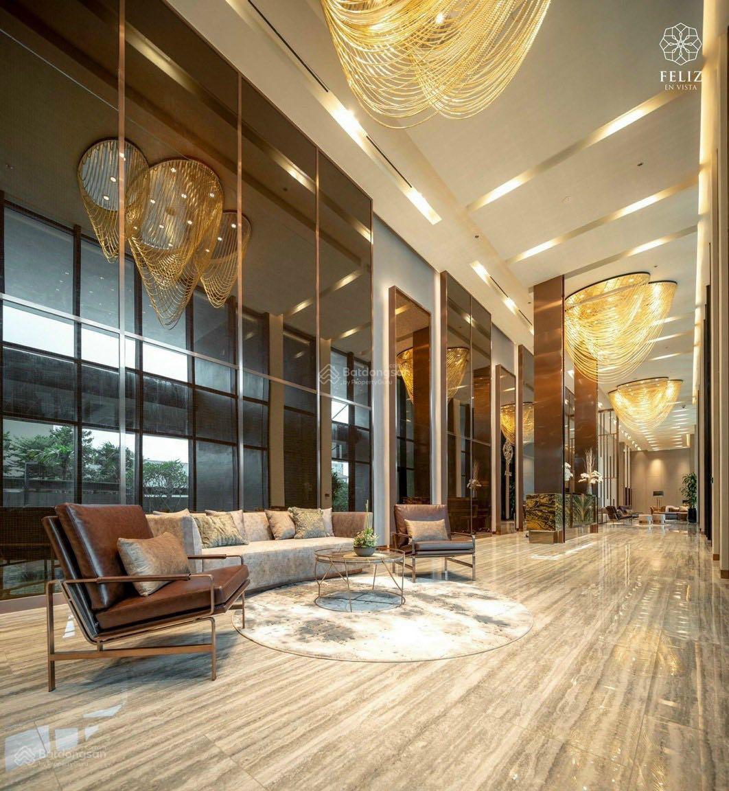 Tầng cao! Sky Villa số 07 tòa Altaz, 4 phòng ngủ - 181m2, view thành phố. Giá 21 tỷ. LH: 0931 356 ***