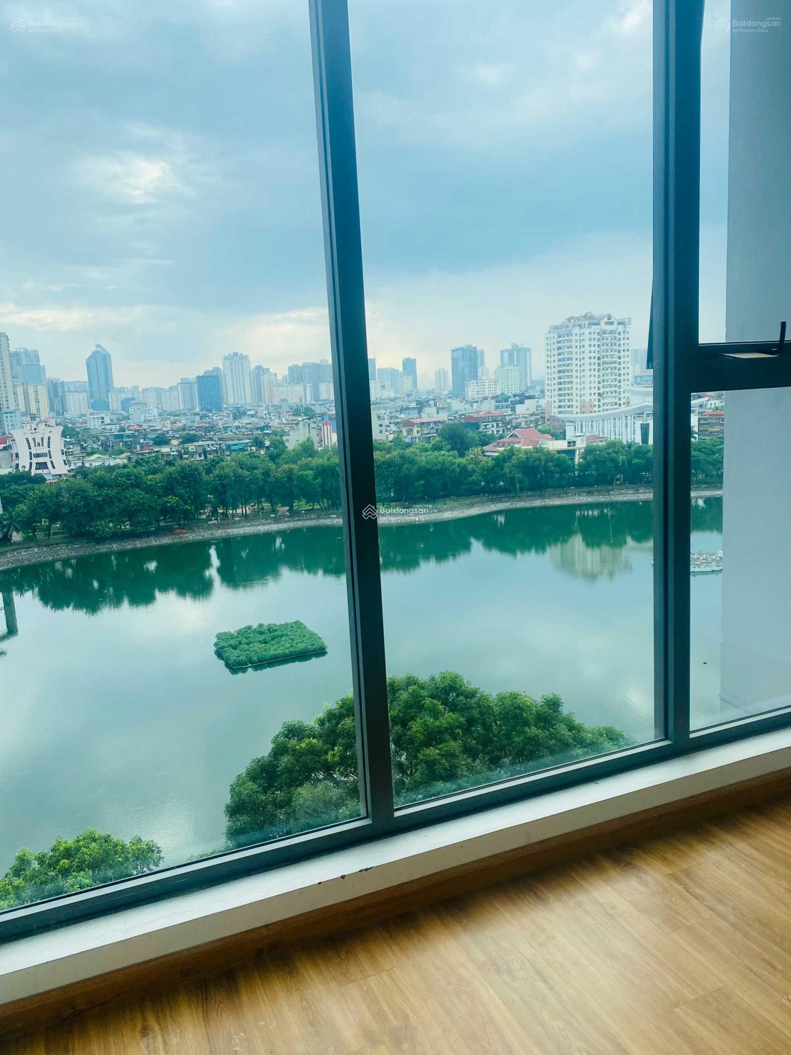 Hot! Bán nhanh căn góc 3PN , 126m2 cực đẹp tại Diamond Park Plaza. Căn góc - view hồ. Sổ đỏ lâu dài