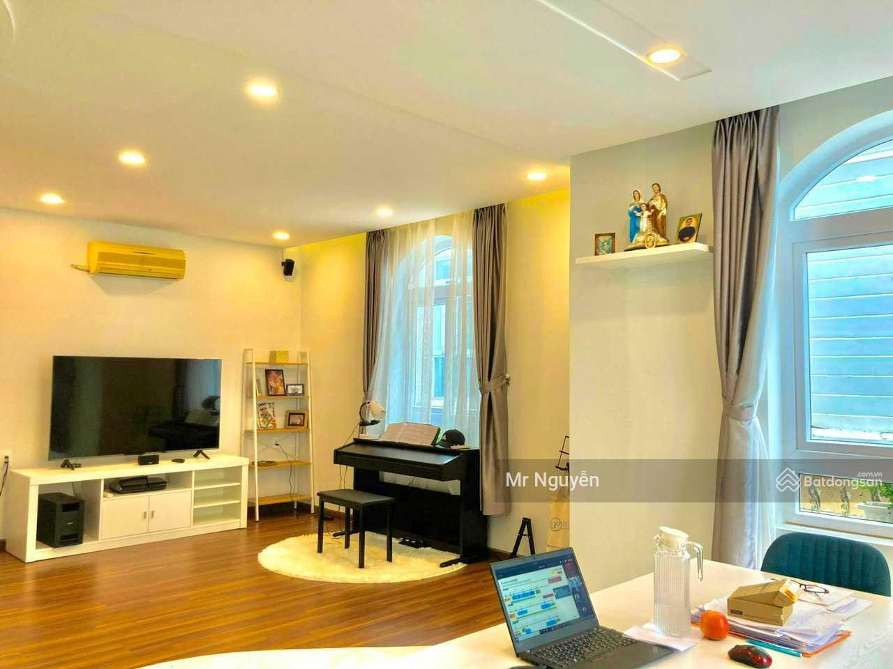 Tin thật 100% ! Bán nhà phố 6x20m giá 27 tỷ, biệt thự 10x22m, giá 42 tỷ, có thang máy Khu City Land