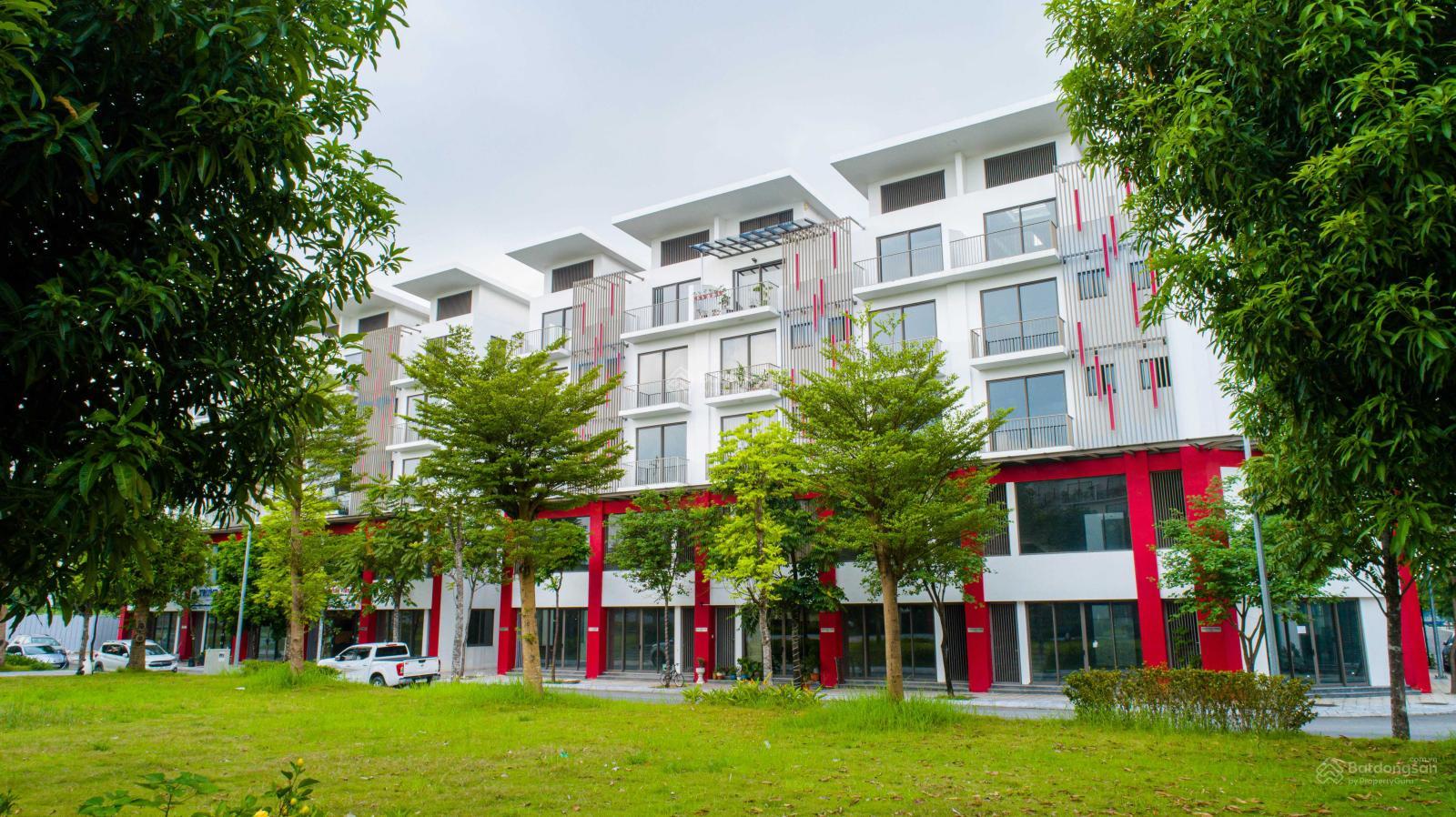 Cho thuê lâu dài căn nhà phố Khai Sơn City nhà 5 tầng 1 tum DT 76m 90m2 130 m2 liên hệ ngay xem nhà