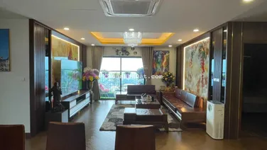 Cần bán rất gấp căn hộ 4PN tòa Diamond Goldmark City 136m2 (giá 8,9 tỷ)