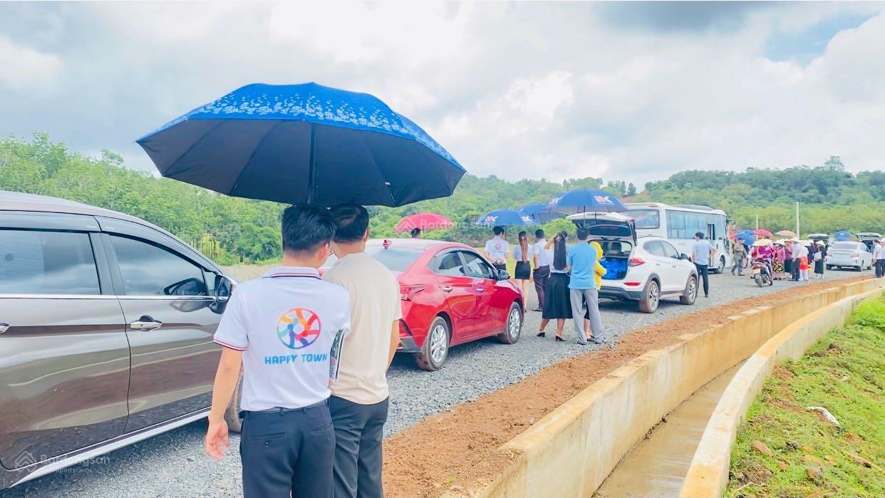 Cần tiền bán gấp lại lô đất ngay trường cấp 3 giá bán lỗ 1/2 1000m2 TC 200m2 còn 570 triệu