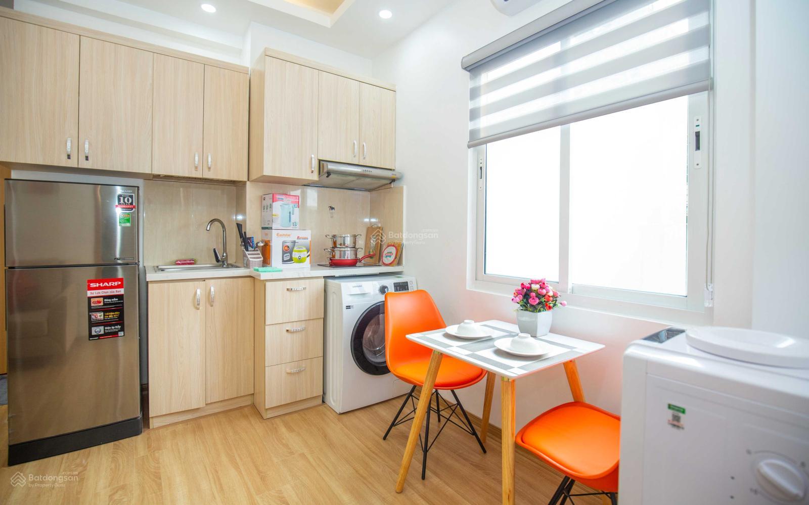 Căn hộ 1 ngủ - 60m2 cho thuê phố Linh Lang, view đẹp, nội thất mới, gần Lotte