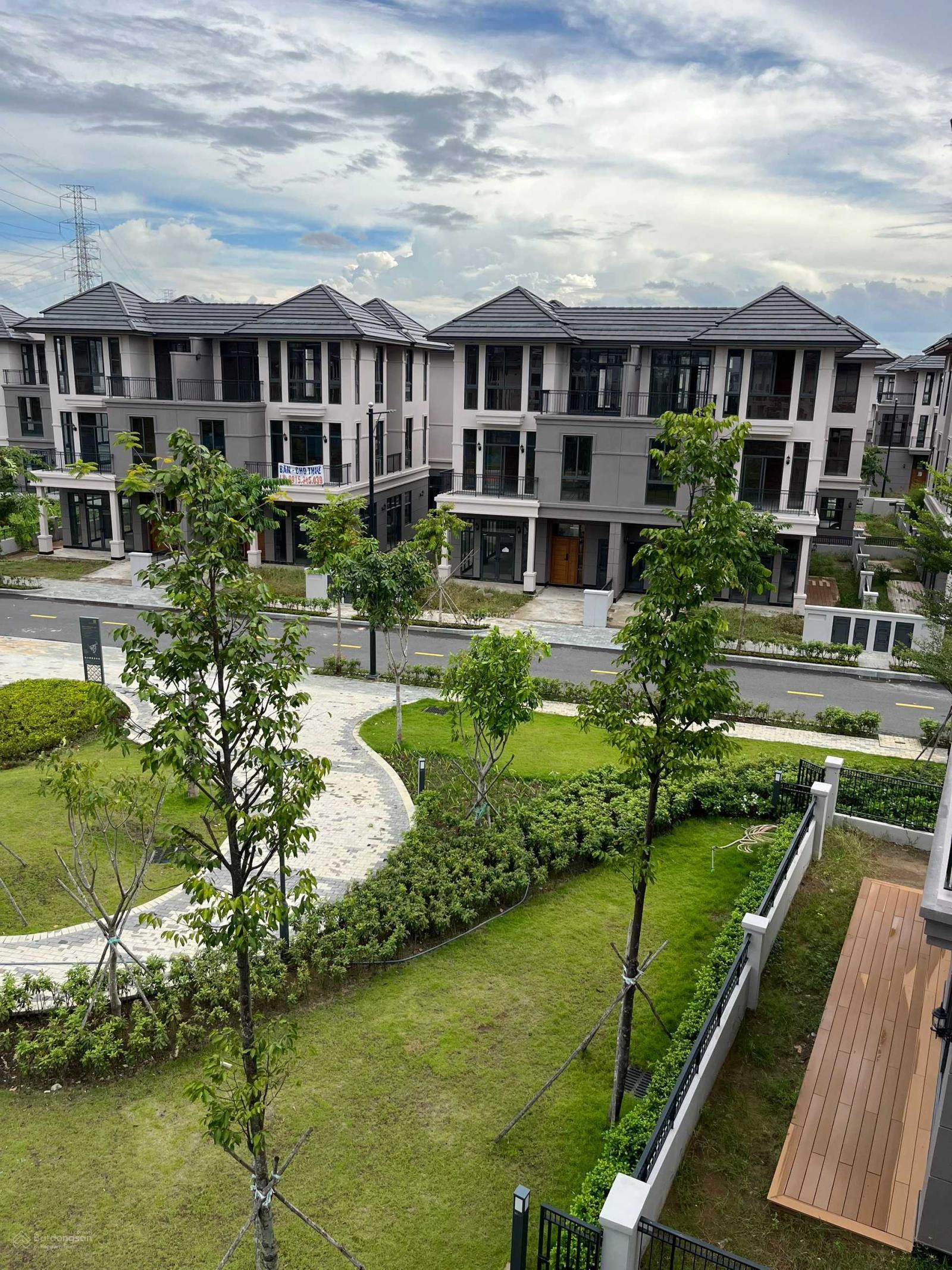 Cần bán biệt thự song lập Gs Metrocity 200m2 dự án Zeitgeist Hàn Quốc giá rất tốt. 0915 346 ***