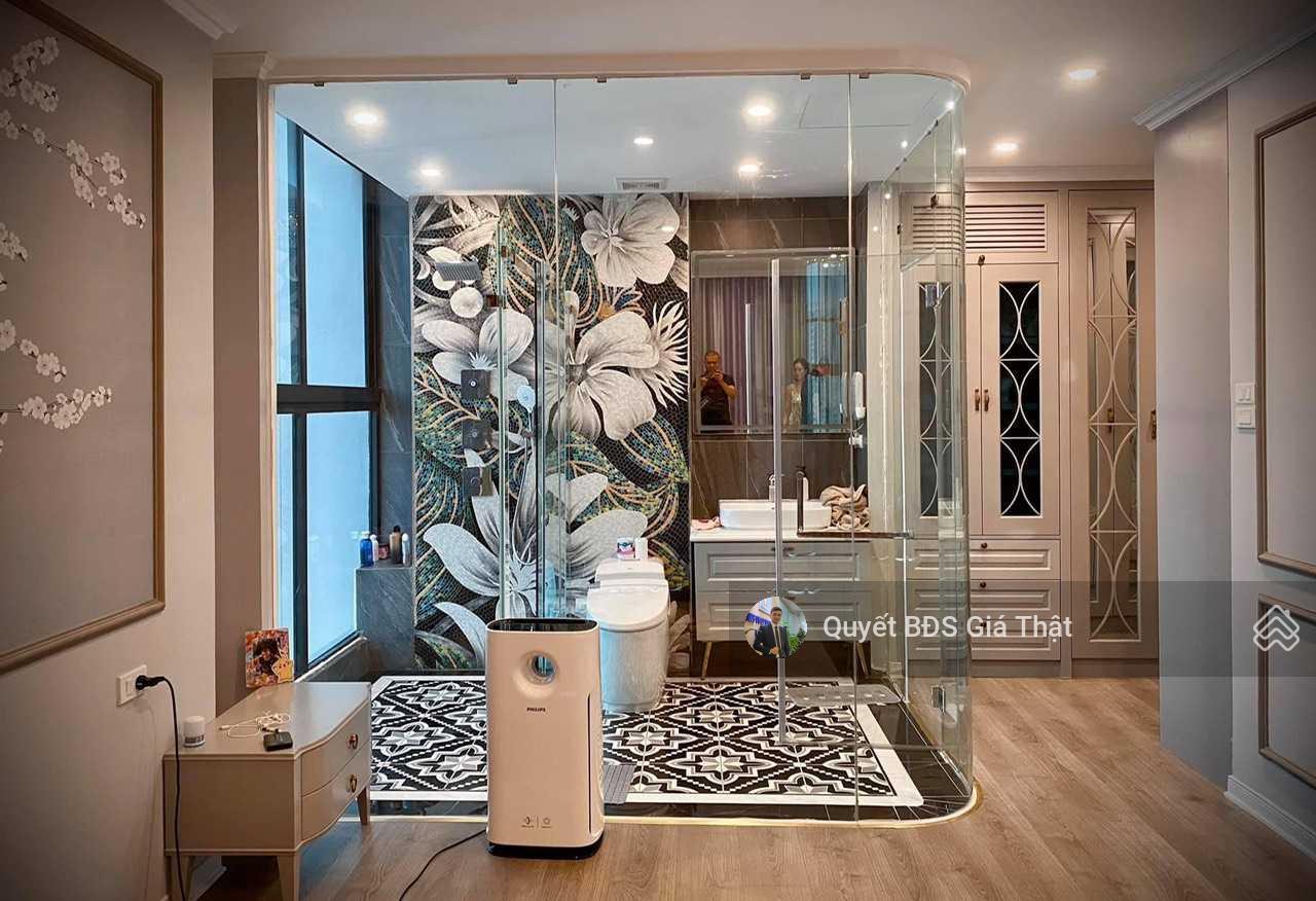 (Giá thật) chính chủ bán căn 128m2, 3 phòng ngủ + 2 vệ sinh full nội thất giá 12.5 tỷ Times Tower